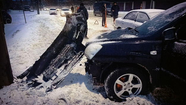 55-летняя пассажирка кроссовера погибла в ДТП на Загородной улице в Иванове 